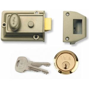 Yale 77 Traditional Nightlatch with 2 Keys(Yale 77)